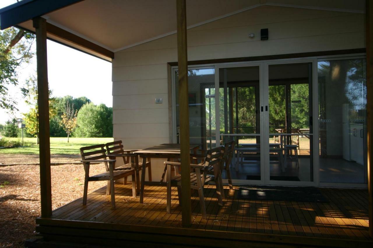 Millicent Hillview Caravan Park Eksteriør billede